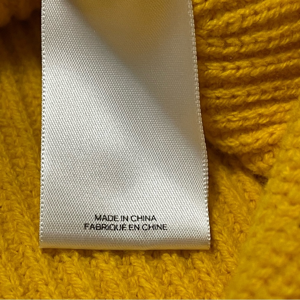 EXPRESS Yellow Oversized V Neck Sweater Size Large - Picture 5 of 8